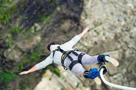 02 bungee jump.